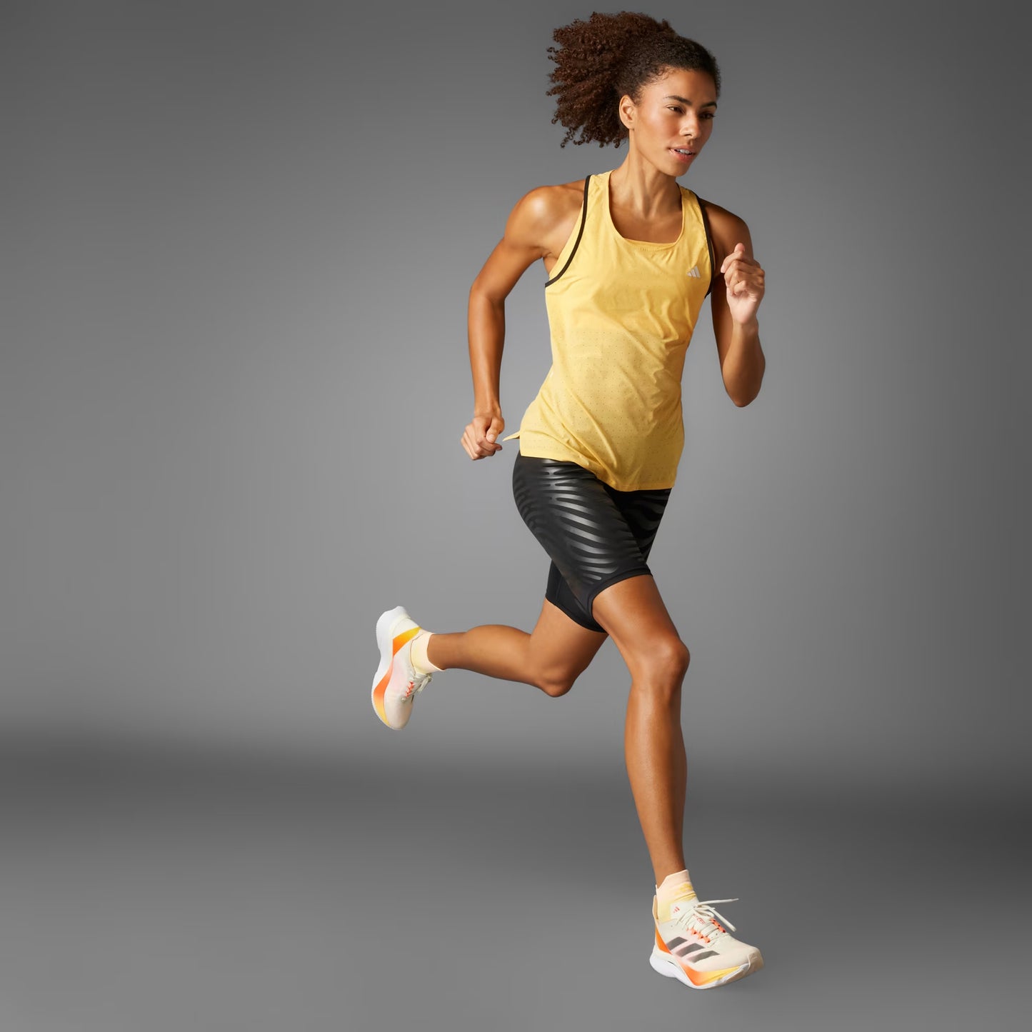 BVD SIN MANGAS ADIZERO RUNNING