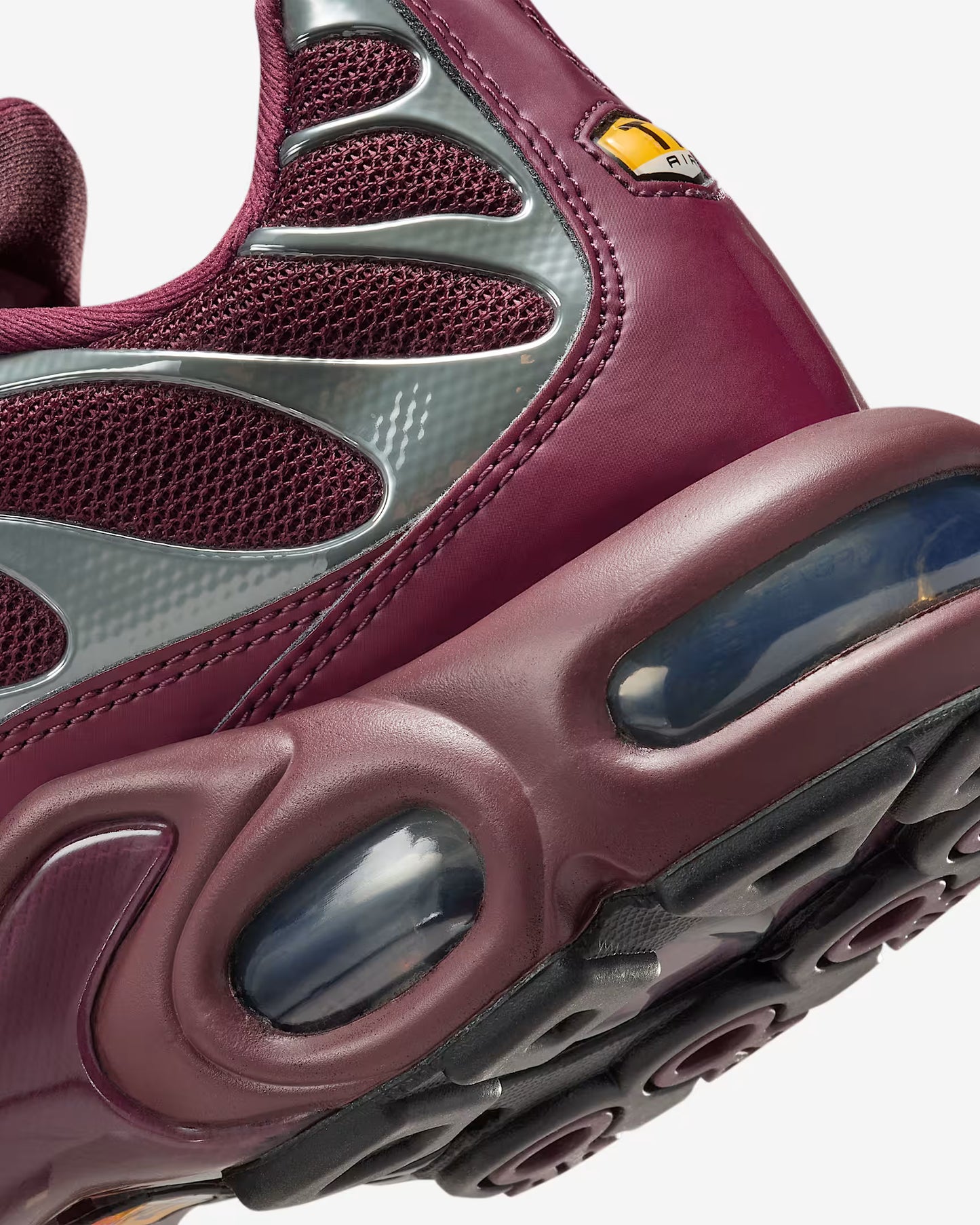 Air Max Plus SE
