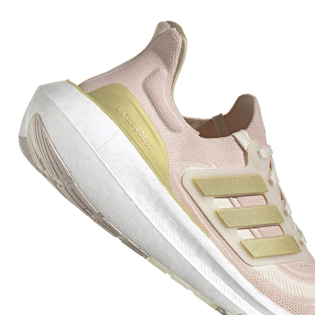 ULTRABOOST 23
