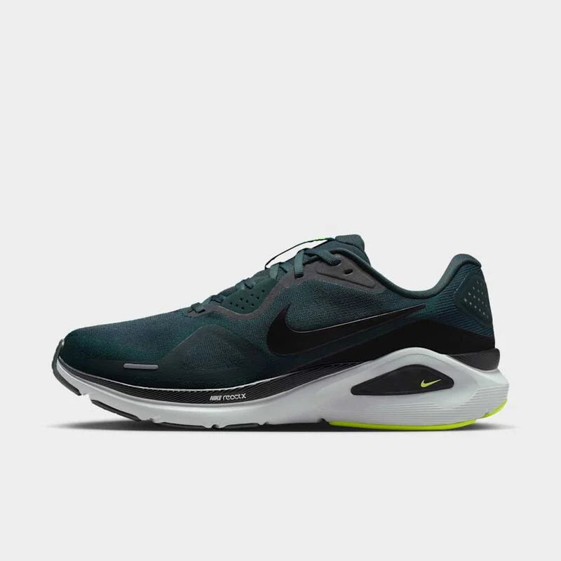 NIKE STRUCTURE 26