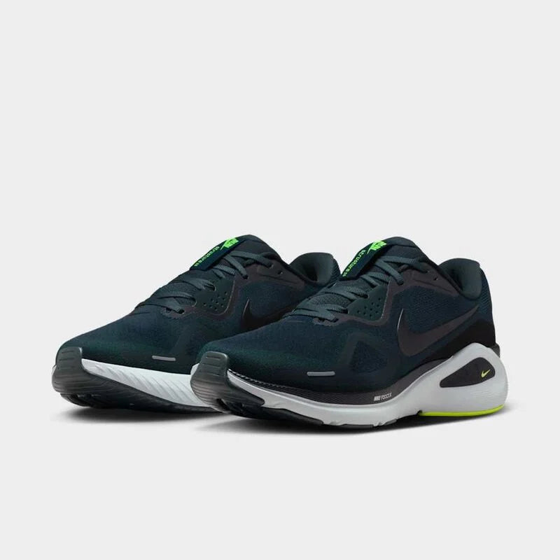 NIKE STRUCTURE 26