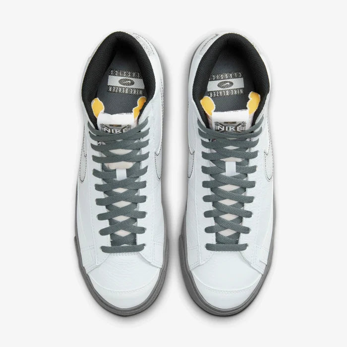 BLAZER MID 77