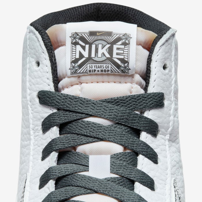 BLAZER MID 77