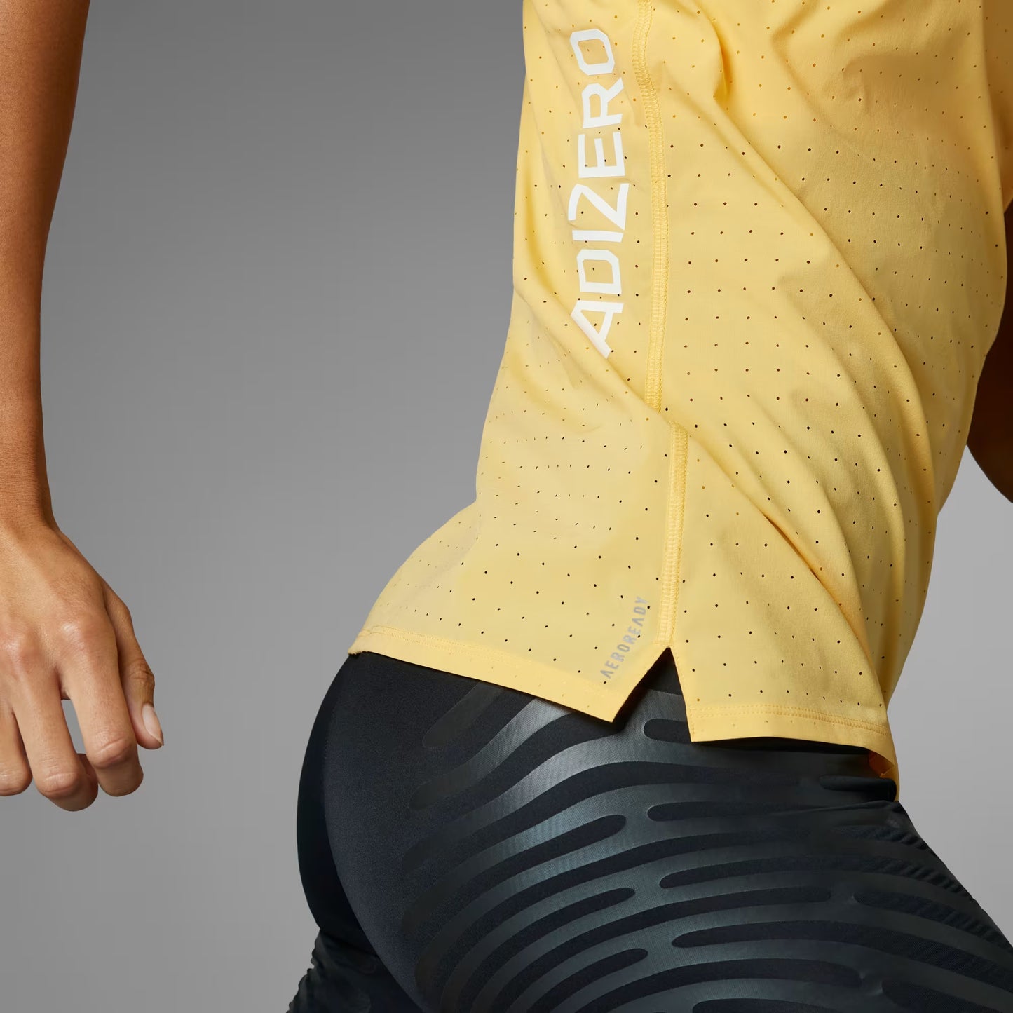 BVD SIN MANGAS ADIZERO RUNNING