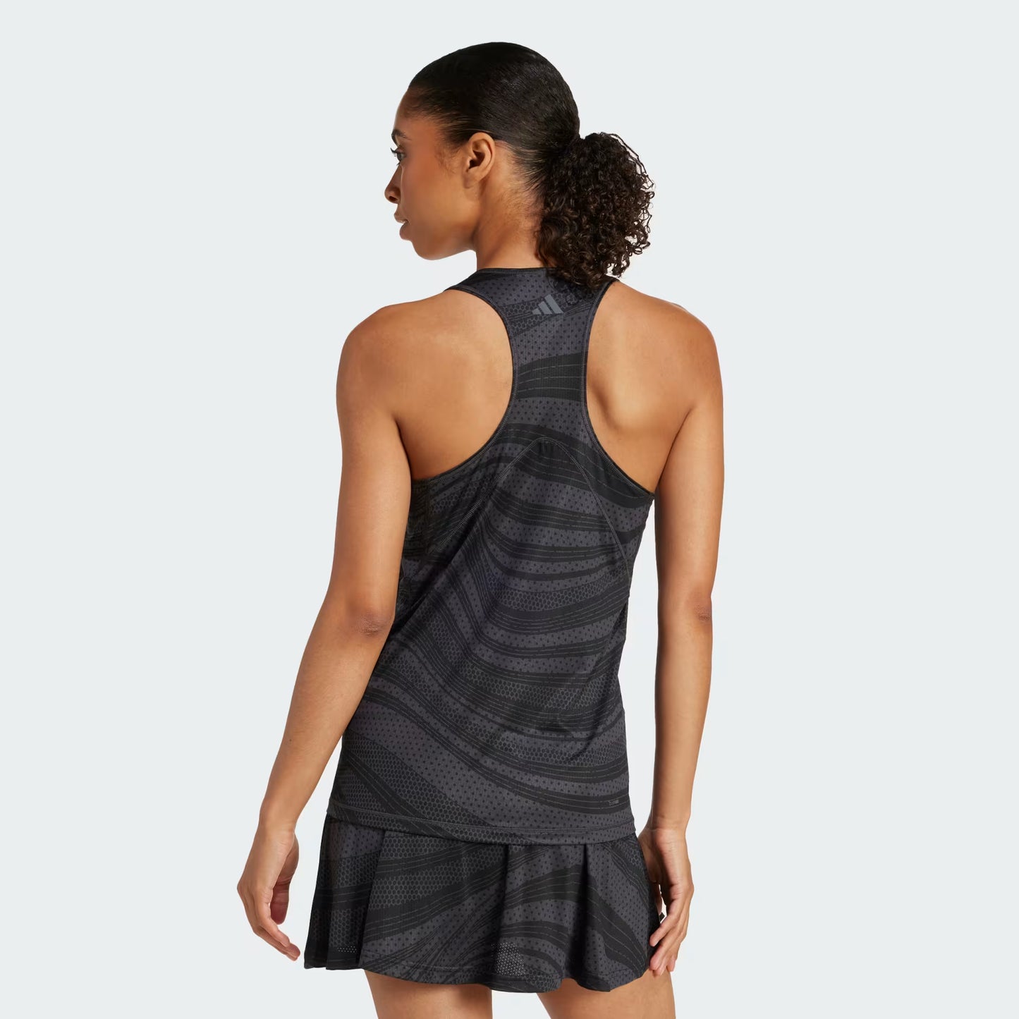 CLUB GRAPH TANK