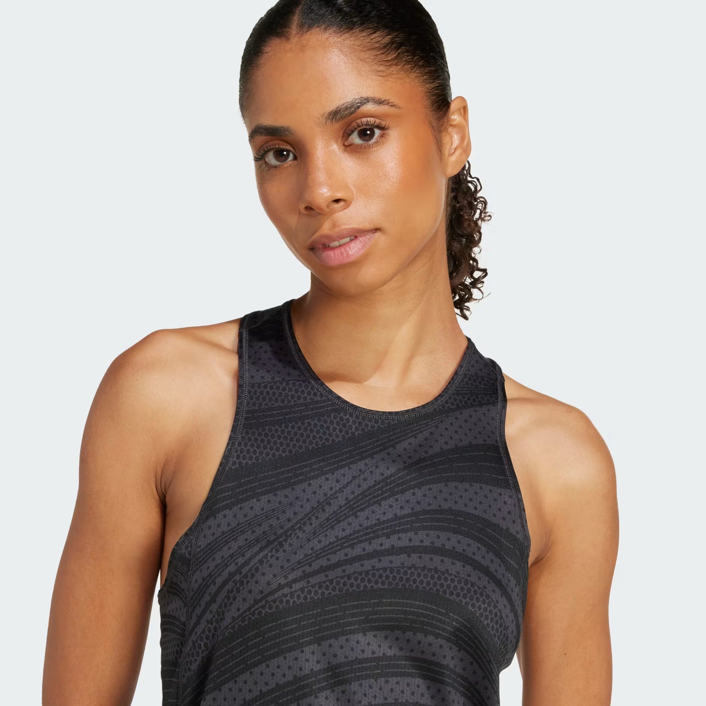 CLUB GRAPH TANK