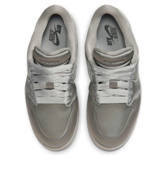WMNS AIR JORDAN 1 MM LOW