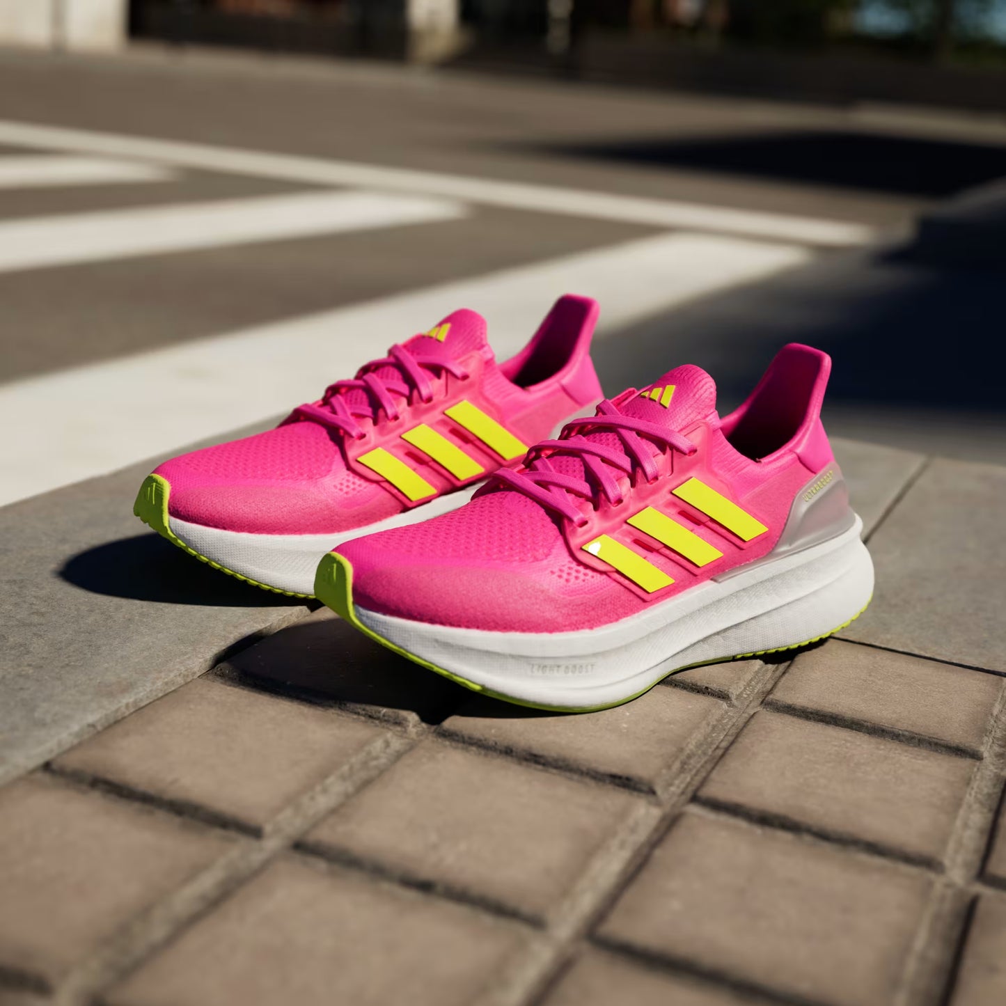 ULTRABOOST 5 FUCSIA