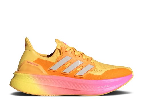ULTRABOOST 5